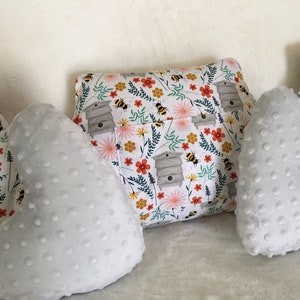 Mastectomy Pillow Set/ Double Mastectomy Pillow Set/ Healing Pillow With Pocket For Phone/ Heart Surgery Pillow/(Handmade)