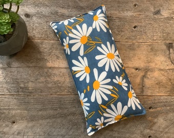 UNSCENTED |  Rice Heat/Cold Pad | Flannel Daisies | Microwavable/Freezer | Reusable | Heat & Cold Therapy | Handmade Gift | Free Shipping:)