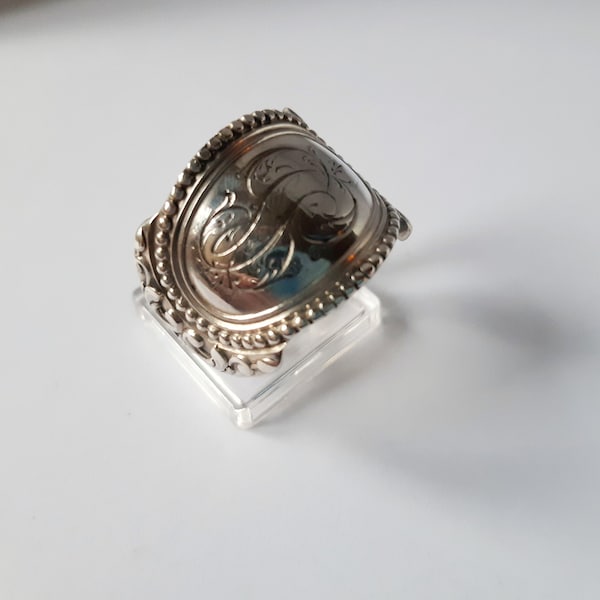 Bague Monograme fourchette ancienne