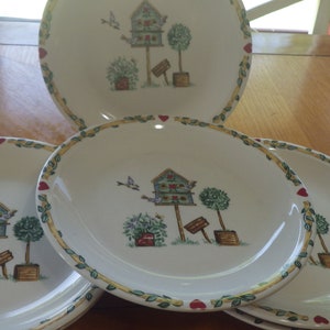 Salad Plates Birdhouse by Thomson Pottery 6 7.5" diameter round plates EUC