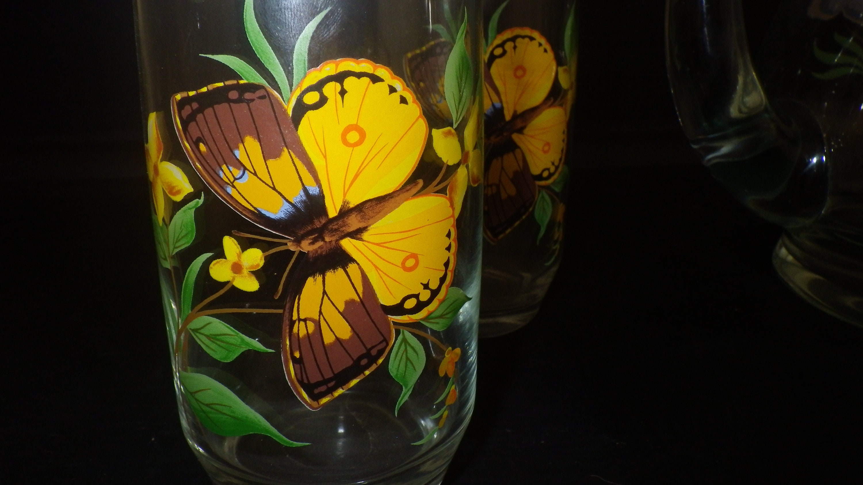 Vintage Butterfly Pitcher Glass Set West Virginia Glass Co 6 Pc Set 1960s  VGUC 