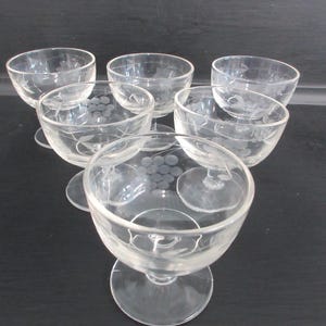Vintage Ice Cream bowl footed dessert dish Cobbler cup Individual serving bowl 6
