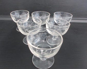 Vintage Ice Cream bowl footed dessert dish Cobbler cup Individual serving bowl 6