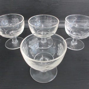 Vintage Ice Cream bowl footed dessert dish Cobbler cup Individual serving bowl 4
