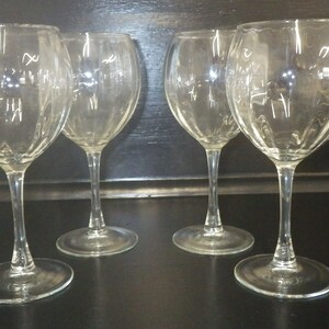 Vintage Libbey Wine Glasses Wheel Cut Etched 4 8 oz stems EUC