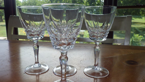 wine glass vase Glass Meadow Hand-Blown Glass Flower Vase Décor