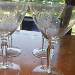 Vintage Morgantown Rose Champagne Glasses Stems etched Rose 4 10 oz stems