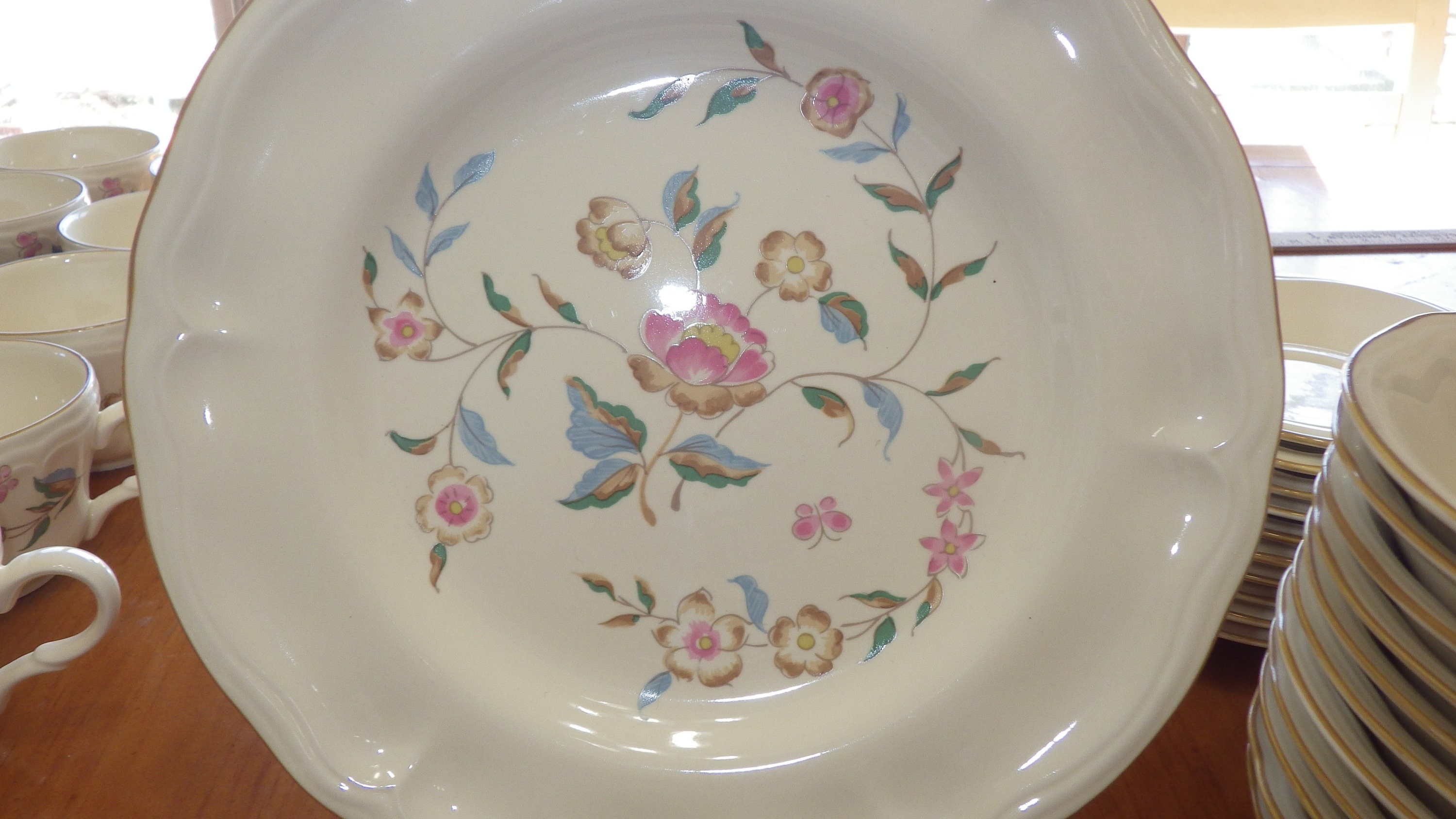 Vintage Stoneware Dinnerware Set International China Chalet Loiret Sy