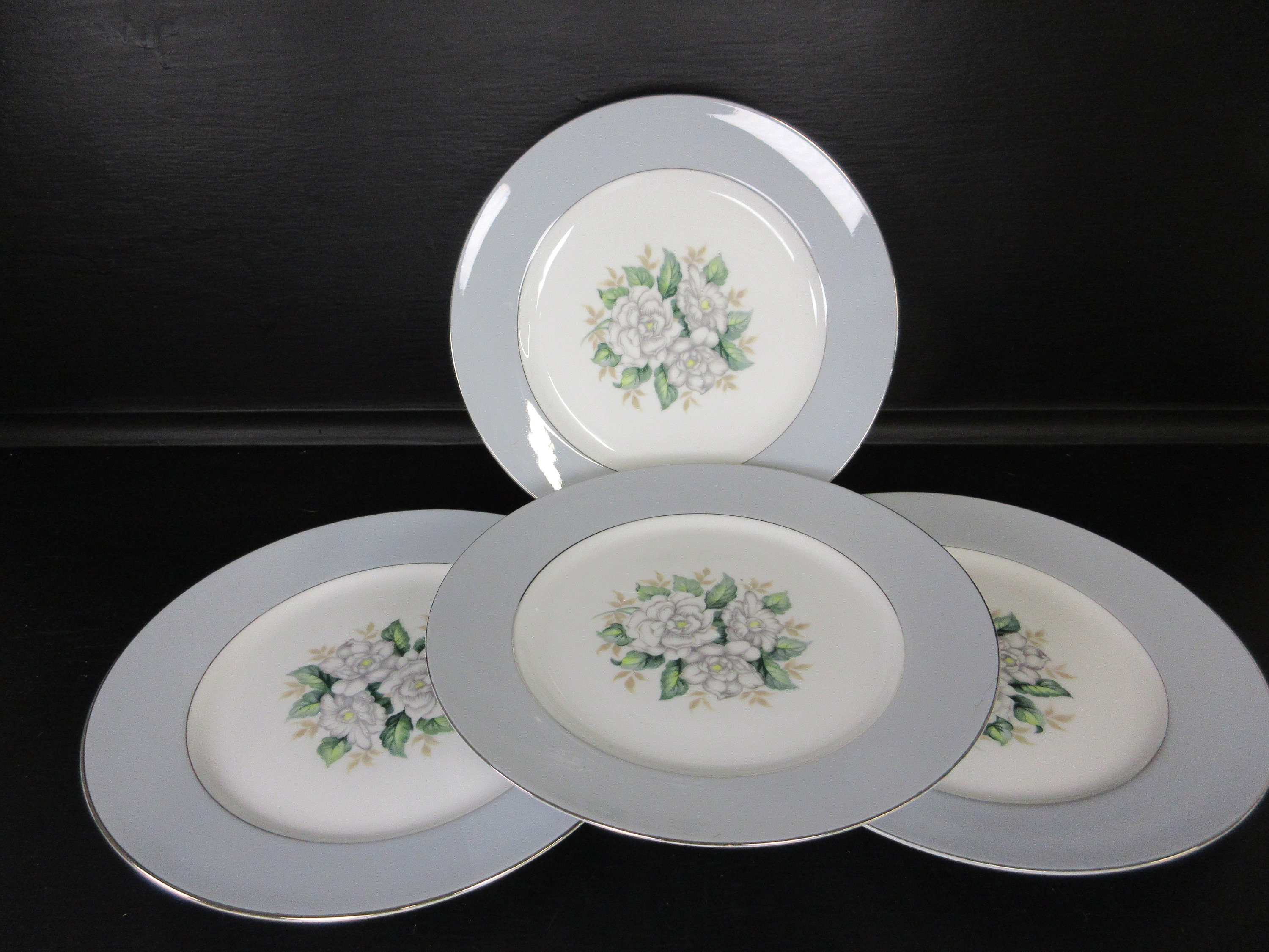 Vintage Harmony House China Sheraton Dinner Plates: Platinum Trim