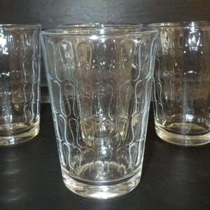 Clear glass juice glasses 4 8 oz flat bottom elegant glassware Weighted bottom