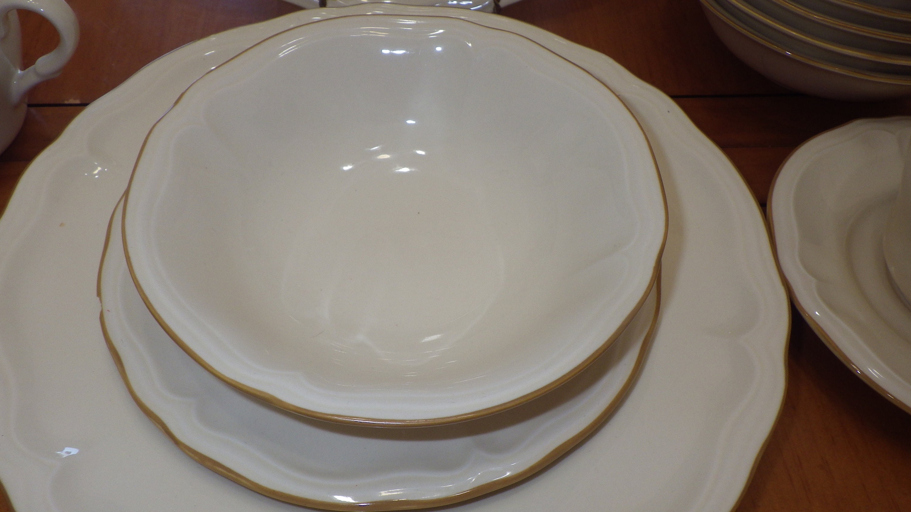 Vintage Stoneware Dinnerware Set International China Chalet Loiret Sy