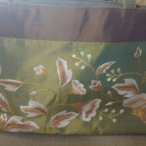 Handmade Silk Purse Tote Shopper Tote Embroidered Floral design Green Tan NOS