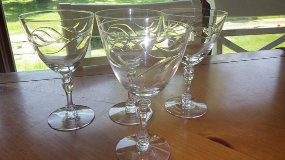Clear Base 7.5/" Tall Holds 8 oz Decorative Stem Amber Martini Glass