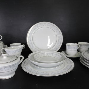 Vintage China Dinnerware set Arcadia Fine China of Japan s/6 #5110 platinum 40pc