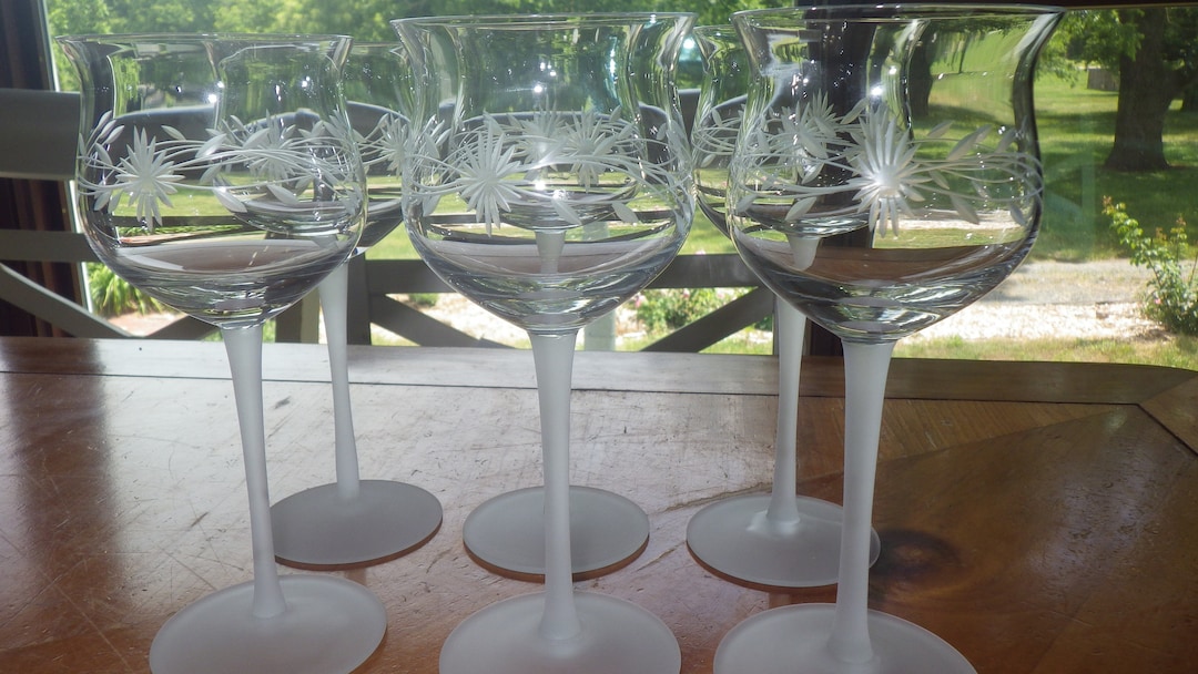 Frosted Stem Etched Wine Glasses Floral Design Tulip Bowl 6 8oz Elegant  Stemware - Etsy