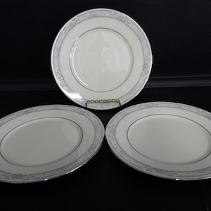 Vintage Lenox China salad Plates Charleston pattern trimmed Platinum 3 8&quot; plates
