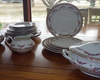 1930's Vintage Dinnerware Set by ELPCO East Liverpool Potteries made in USA  The set is in OK Condition for its age