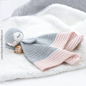 Crochet lovey pattern Po The Playful Penguin security blanket amigurumi Pattern, crochet penguin, PATTERN English, French & German ONLY image 5