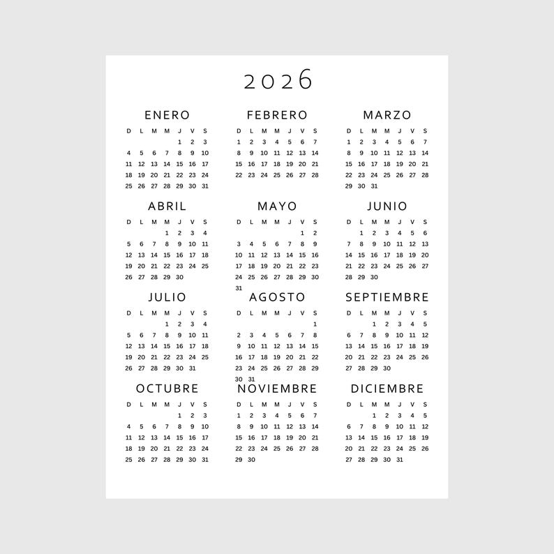 May include: A black and white 2026 calendar with the year at the top. Each month is displayed with the days of the week and dates. The months are in Spanish.