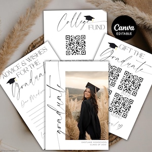 Può includere: Un set di quattro cartoncini bianchi a tema laurea con testo e grafiche in nero. I cartoncini includono un cartello College Fund con codice QR, un cartoncino Advice & Wishes, un cartoncino Gift the Graduate con codici QR Zelle e Venmo e una foto.