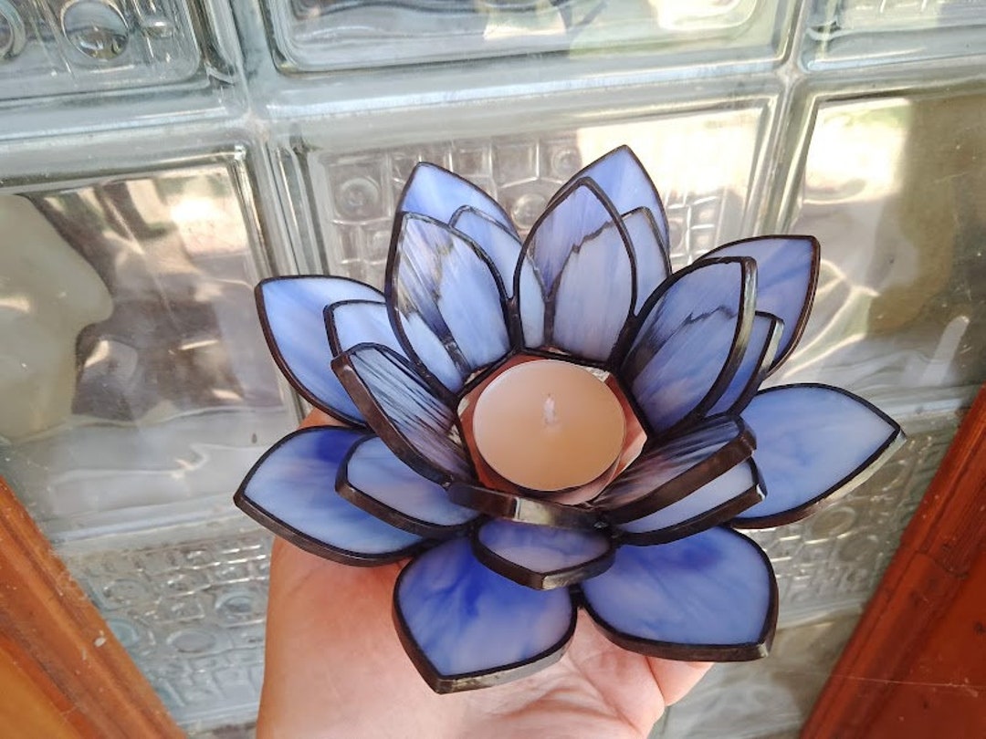 18+ Lotus Flower Stained Glass