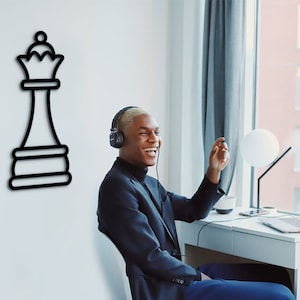 3D Chess Queen Wall Decor: Laser Cut Wood Art