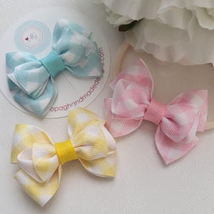 Ostern Mini Haarschleifen, kleine Haarschleifen, Mini Schleifen, Band Haarschleifen, Baby und Kleinkind Geschenk, Pastell Gingham Schleife, 2,5 Zoll Haarschleife, Baby Geschenk