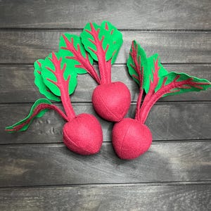 1 Felt Beet, Beetroot - Sensory Felt Food for Kids Kitchen - Pretend Play Vegetable for Imaginative Play