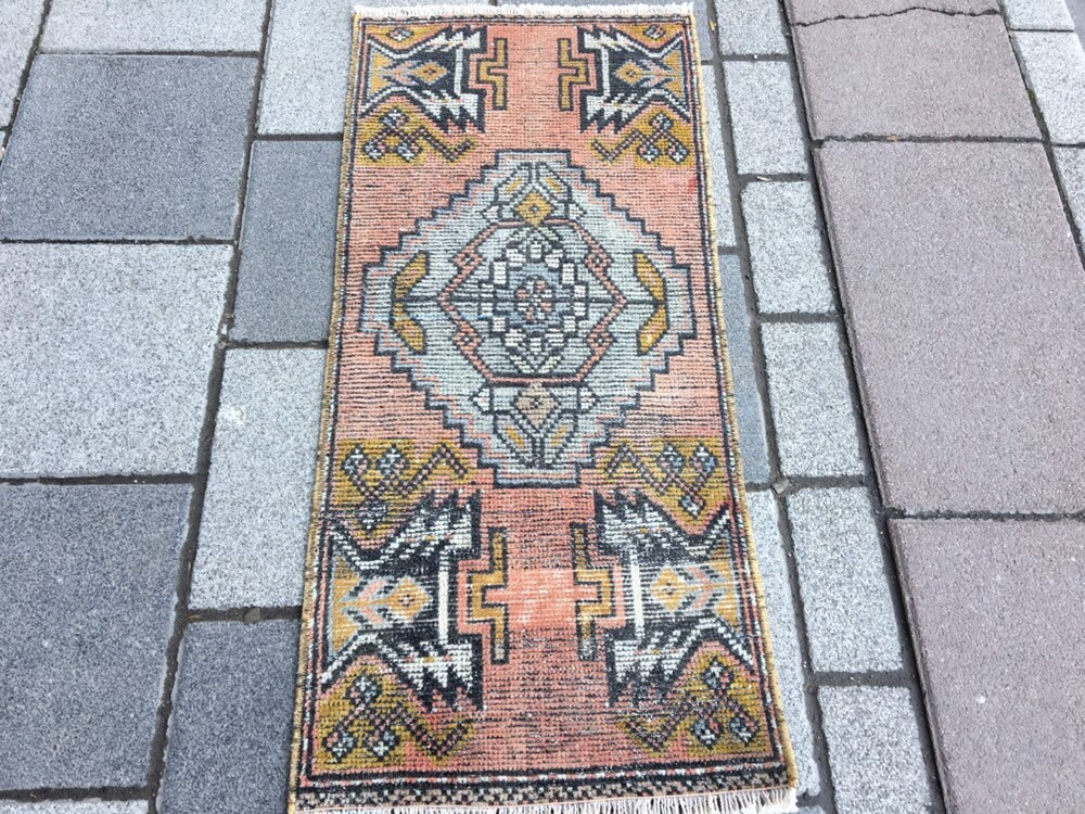 Turkish Rug 1.4' x 3'2, Peru Rug, Small Rug, Entry Rug, Antique Rug, Vintage Turkish Rug, Tribal Rug, Rustic Rug, Hand craft Rugs
