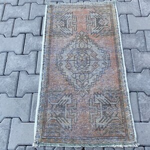 tapis de dinde, tapis d&#39;oushak, tapis turc, tapis vieilli, 1&#39;7 x 3&#39;&#39; pieds, petit tapis turc, tapis antique, tapis de paillasson, petit tapis, tapis vintage, tapis délavé