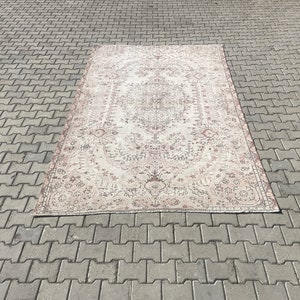 6.5 x 10.4 Ft, Turkish Rug, Oushak Rug, Vintage Rug, Handmade Wool Rug, Anatolian Rug, Bohemian Rug, Pink Rug, Beige Rug, Woven Wool Rug,