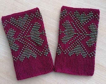 Handgemachte Perlen Merino Wolle Pulswärmer - Dunkel Rosa Boho Manschetten