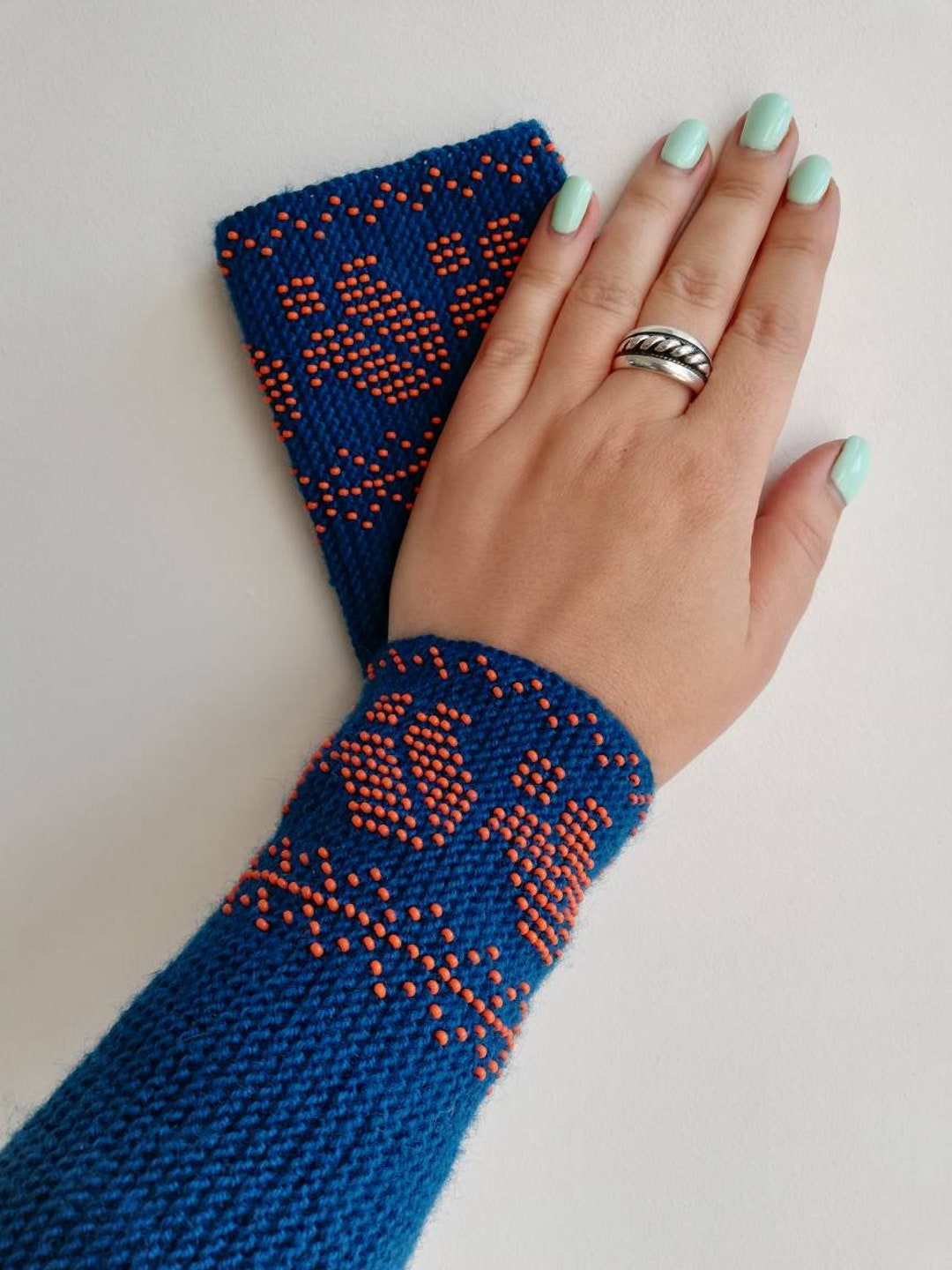 Beaded cuff Beautiful merino wool wristband Handmade wrist Etsy Polska