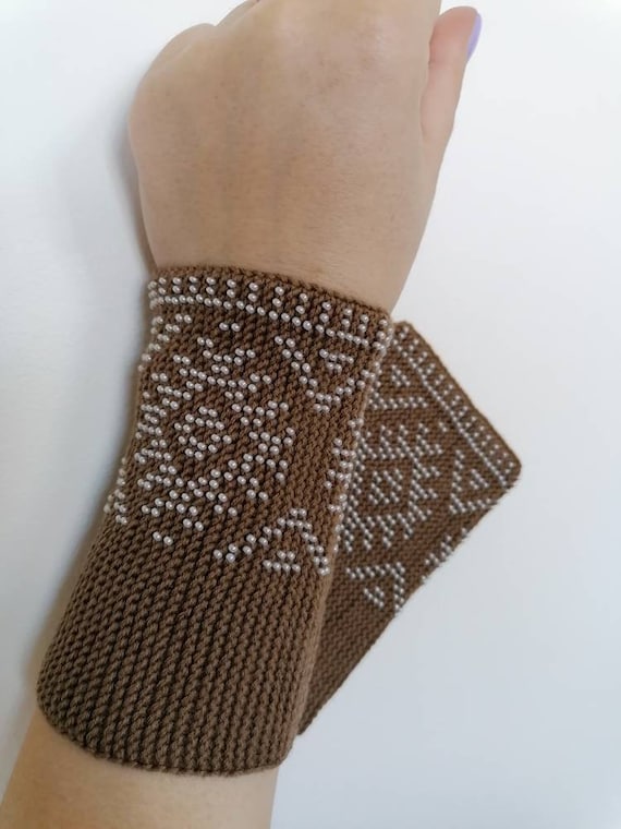 Beaded merino hand warmer Beaded merino hand warmer