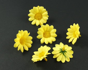 Pack of 20 Stemless Yellow Daisy Flowers - Yellow