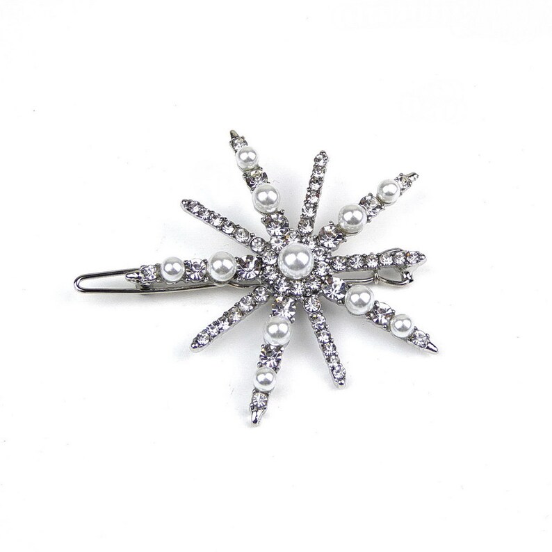 Golden star hair bar with rhinestones and beads diameter 5cm