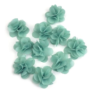 Set mit 10 kleinen Blumen aus Voile-Stoff