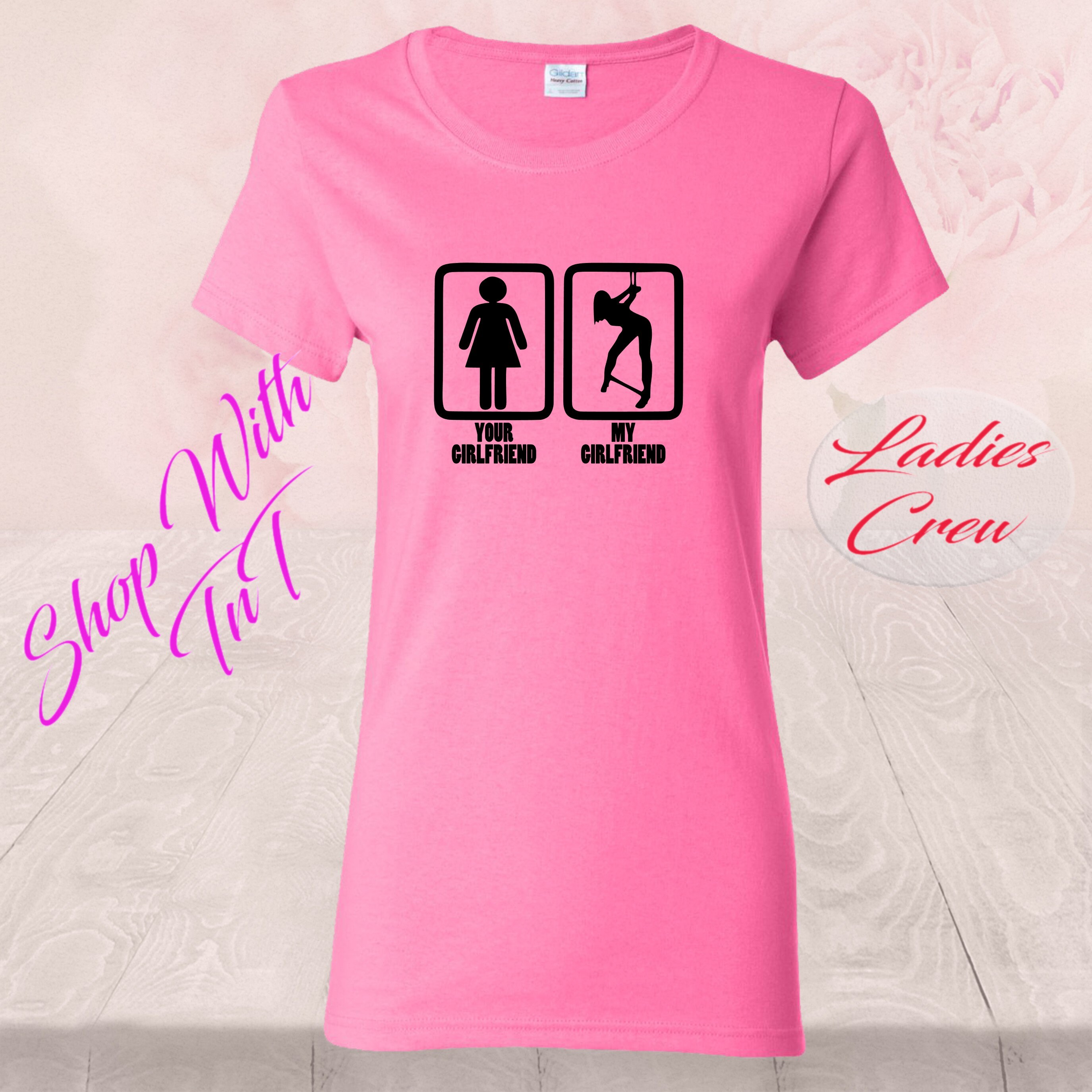 T-shirt Humour "Girlfriend" VS - Cadeau Drôle Adulte, Coton, Multicolore