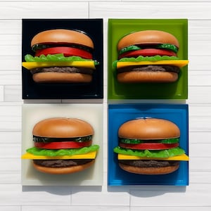 CHEESEBURGER 3D resin wall art / wall art/ Realistic fake food /kitschy Burger Art/ Dopamine decor / Fast Food/ wall sculpture/