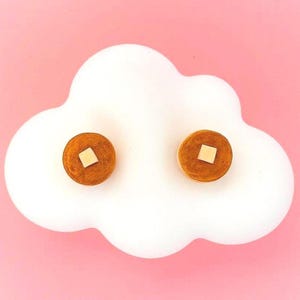 PANCAKES Ohrstecker - Butter und Ahornsirup, Frühstück Ohrringe, Kawaii Essen Schmuck, Fake Pfannkuchen Ohrringe, süßes Foodie Geschenk,