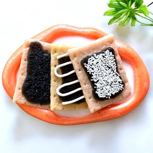 POP TART realistic life size Breakfast pastry 3D resin wall art / wall art/ Realistic fake food / faux food/ snack food / fake food/