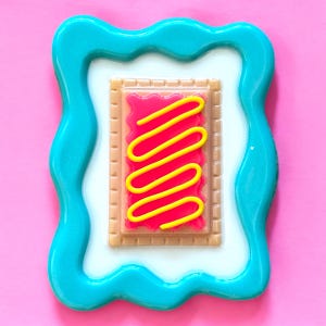 POP TART Toaster Pastry Wall Art Sculpture – Neon 3D Resin Fake Food Decor Pop Art