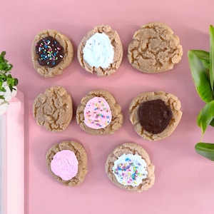 SUGAR COOKIE Frosted 3D wall art/ 3d wall sculpture / resin wall art/ fake cookies / fake food/ Dopamine decor/ kitschy/ kawaii/ sprinkles