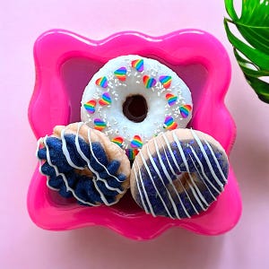 FROSTED RAINBOW Heart DONUTS 3D resin wall art/  fake donuts/  Doughnuts /Retro wall art / wall art/ Realistic fake food /nostalgic food