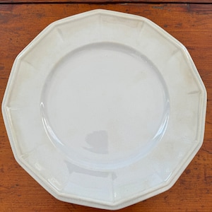 Gothic Shape Antique White Ironstone Dinner Plate. Circa 1840’s. Farmhouse decor, French Country, Shabby Chic