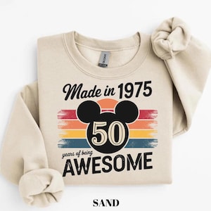 Camiseta vintage "Hecha en 1975, 50 años de ser increíble", regalo personalizado de 50 cumpleaños, camiseta de cumpleaños con orejas de Mickey, aniversario de 50 cumpleaños de Disney.