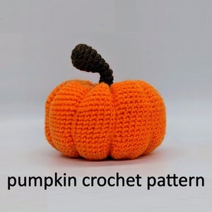Pumpkin PDF Crochet Pattern Halloween mantel decoration