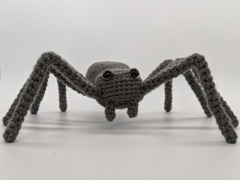 Oscar the Spider PDF Crochet Pattern Halloween decoration image 6