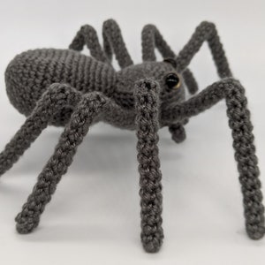 Oscar the Spider PDF Crochet Pattern Halloween decoration image 5