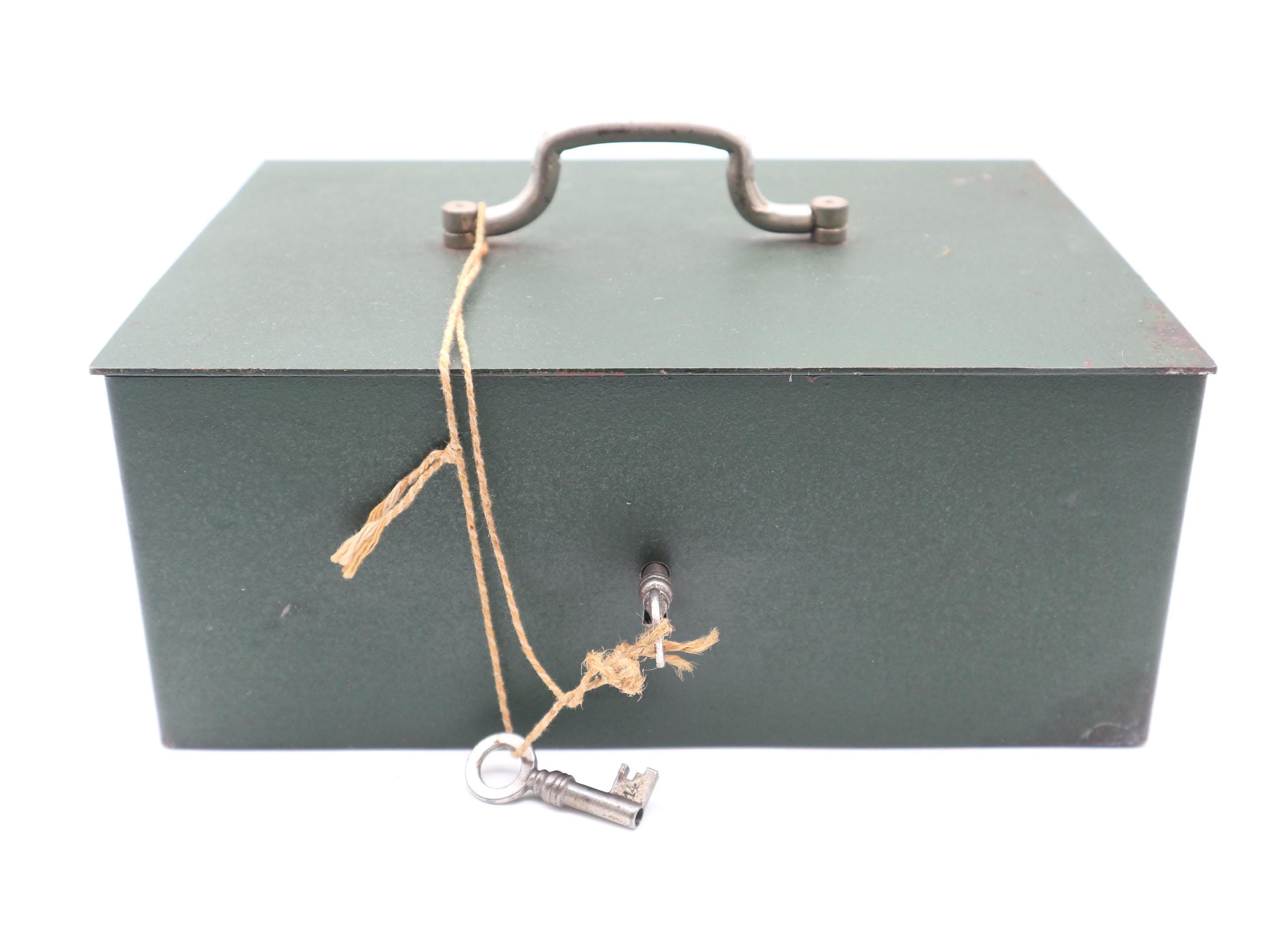 北欧ヴィンテージ BANK SAFETY BOX 貸金庫ケース /ビンテージ Vintage Metal Bank Deposit Safe Box - Etsy UK